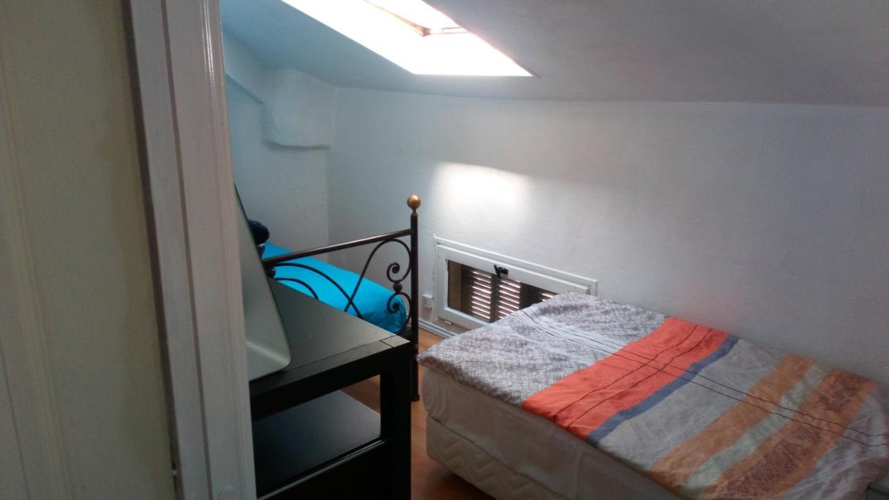 Crew Lighthouse Hostel Antibes Exterior foto