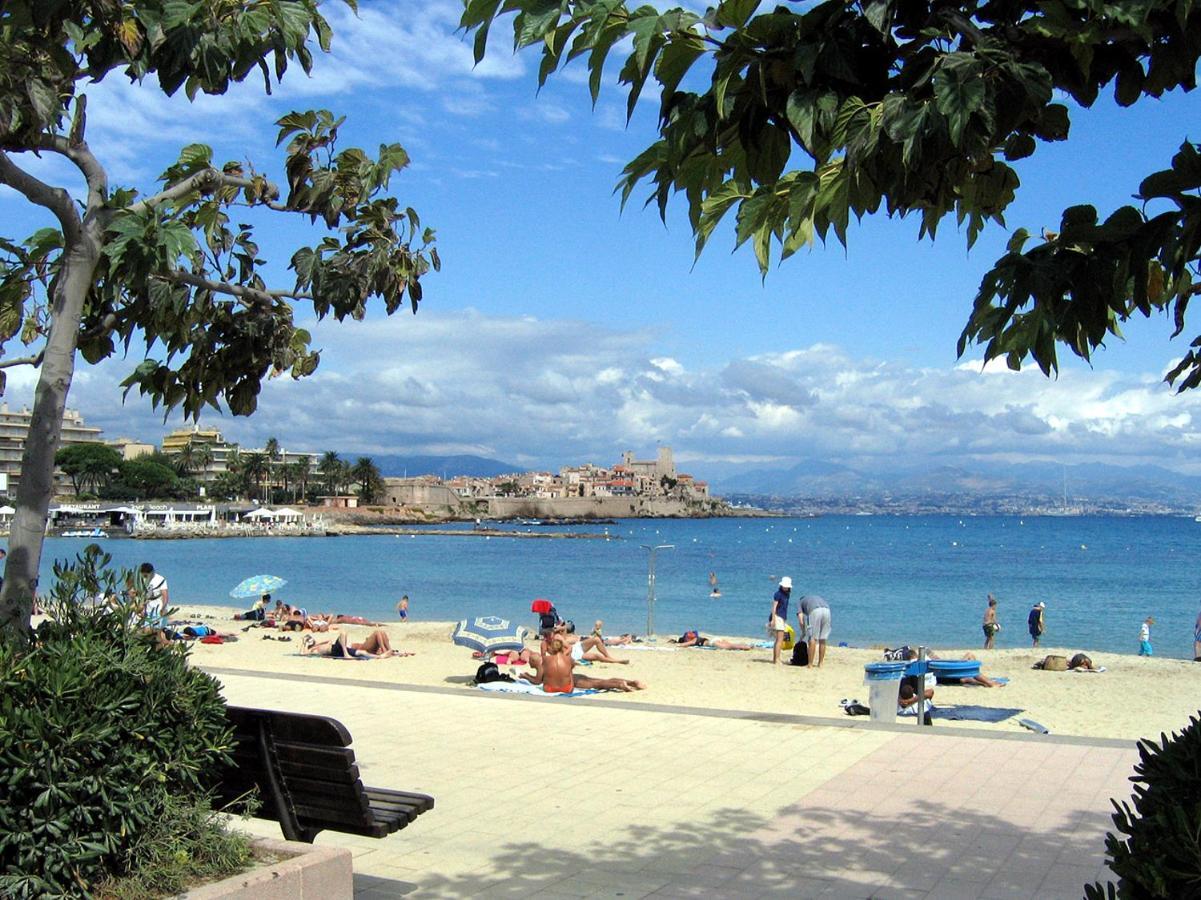 Crew Lighthouse Hostel Antibes Exterior foto