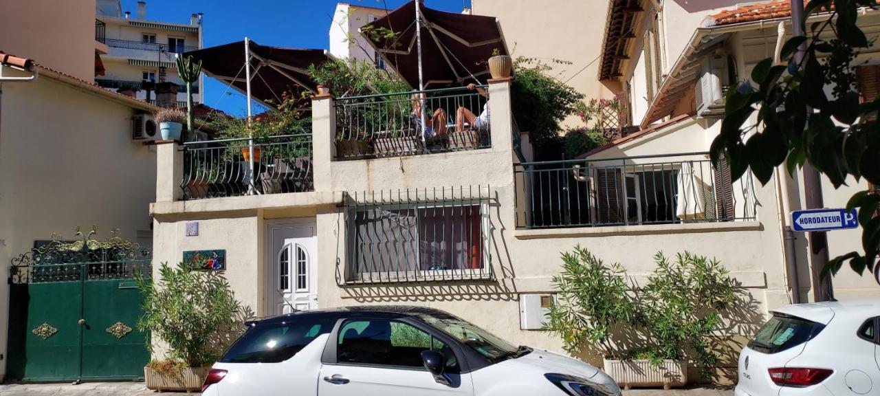 Crew Lighthouse Hostel Antibes Exterior foto